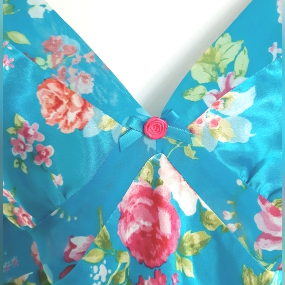 Nightie Jones New York nightgown size Large - Picture 2 of 4